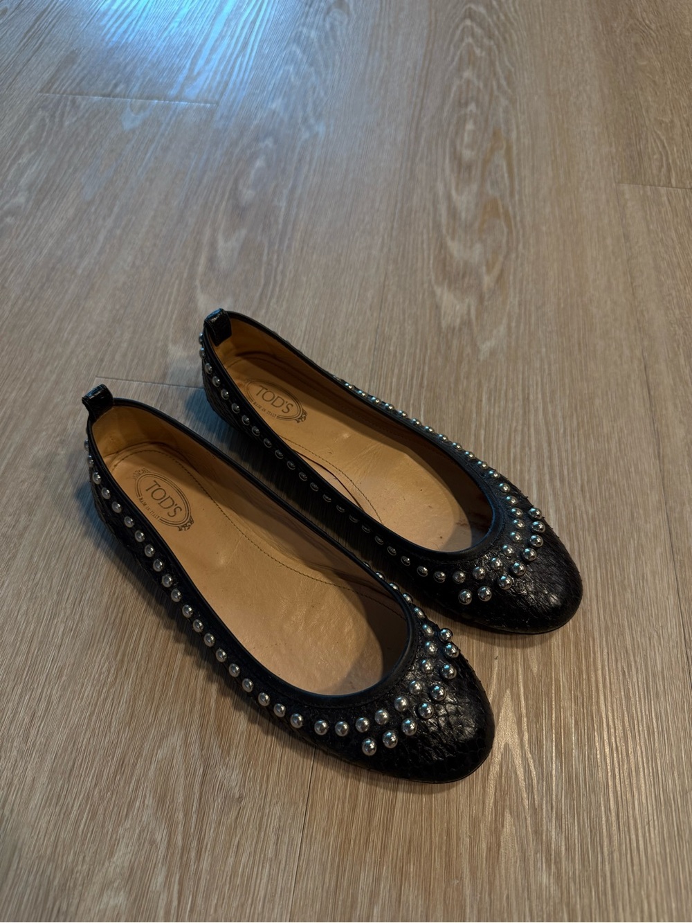 TOD'S Black Studded Leather Ballet Flats Size US 7